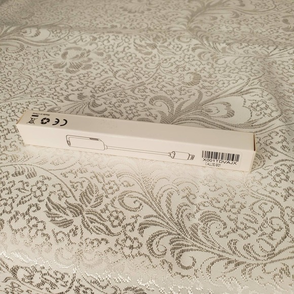 L32 8-pin connector to 3.5mm Headphone Jack Adapter for i Phone CALL32-B01 - Picture 5 of 5